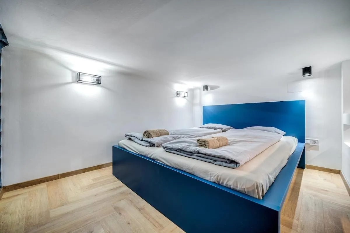 Central Nightlife Nest Budapest Hungary
