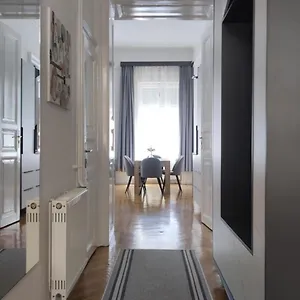 Appartamento Mirai, Budapest