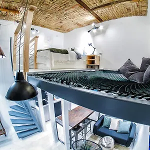 Designer Loft At The Great Synagogue Appartement